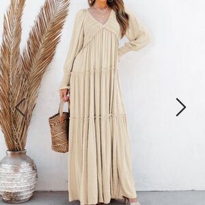 R. Vivimos Maxi Dress
